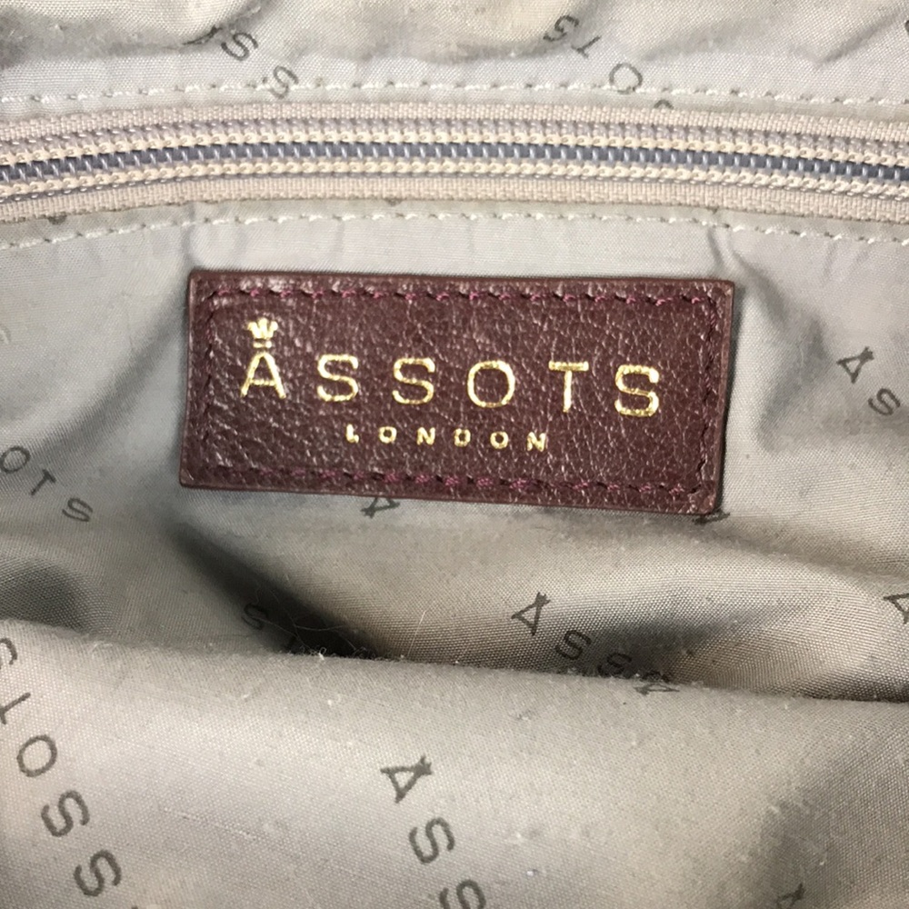 Assots  London Women’s Burgundy Leather Purse